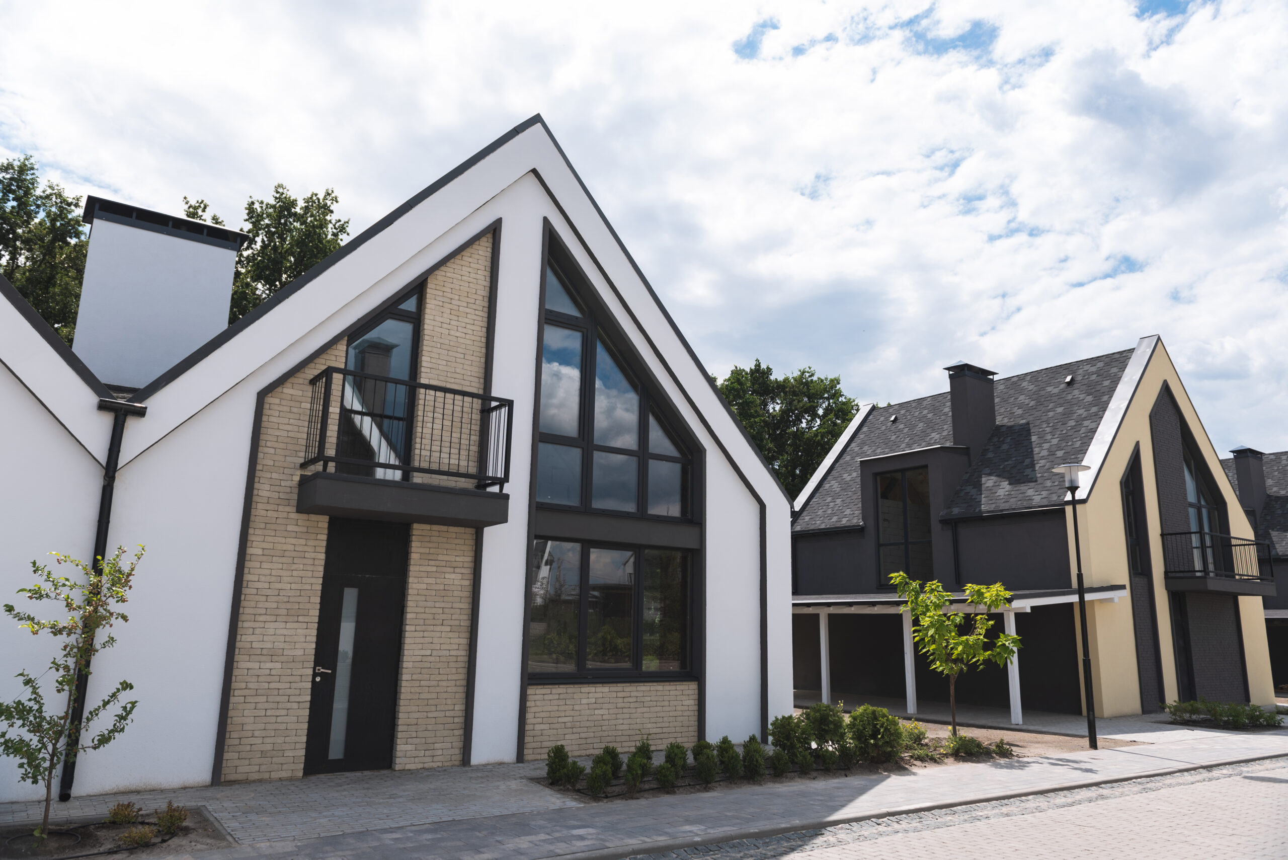 Real,Estate,Sales.,New,Beautiful,Building,In,The,Residential,Area